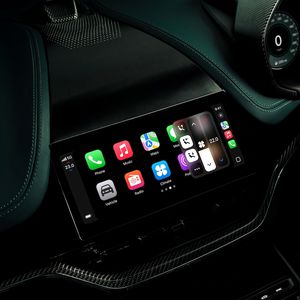 Aston Martin Apple CarPlay Ultra 07